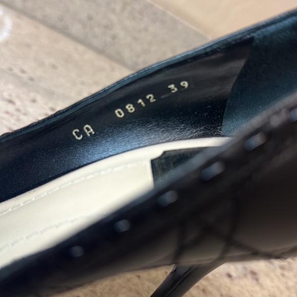 Christian Dior Cannage Pattern Leather Pumps Size 39 Pre-Loved - Picture 7 of 13